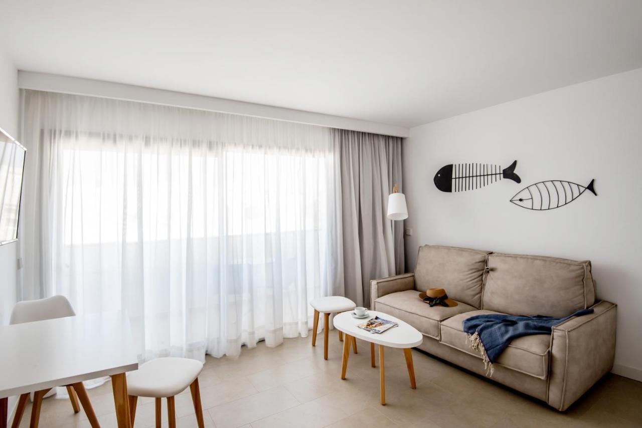 Apartamentos Top Secret Prestige Es Pujols - Formentera Vacaciones エクステリア 写真