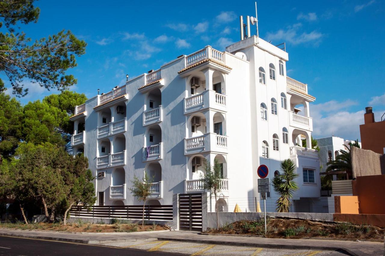 Apartamentos Top Secret Prestige Es Pujols - Formentera Vacaciones エクステリア 写真