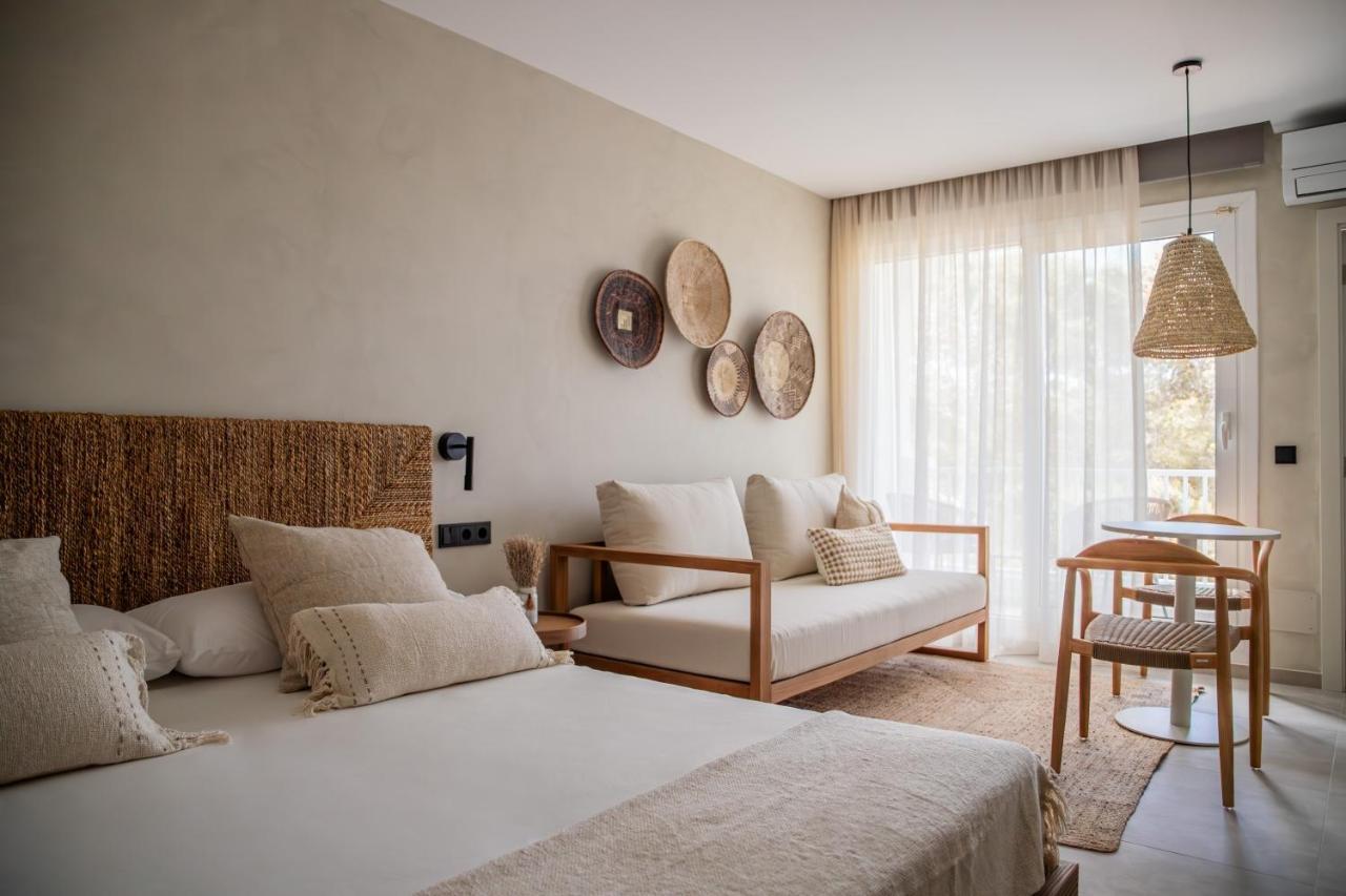 Apartamentos Top Secret Prestige Es Pujols - Formentera Vacaciones エクステリア 写真