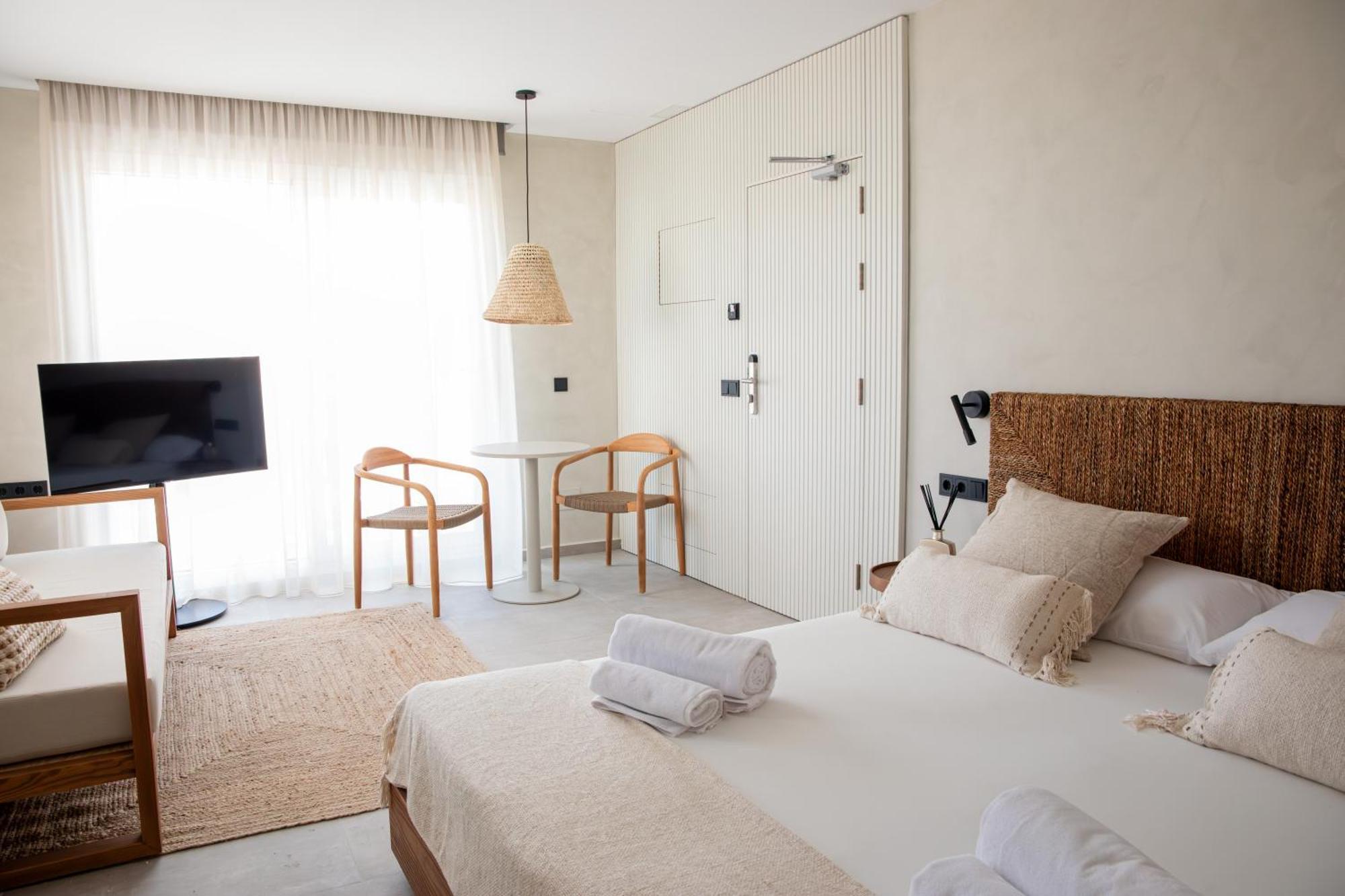 Apartamentos Top Secret Prestige Es Pujols - Formentera Vacaciones エクステリア 写真